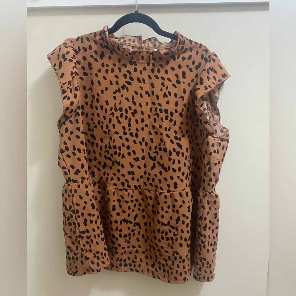 XL animal print ruffle shirt